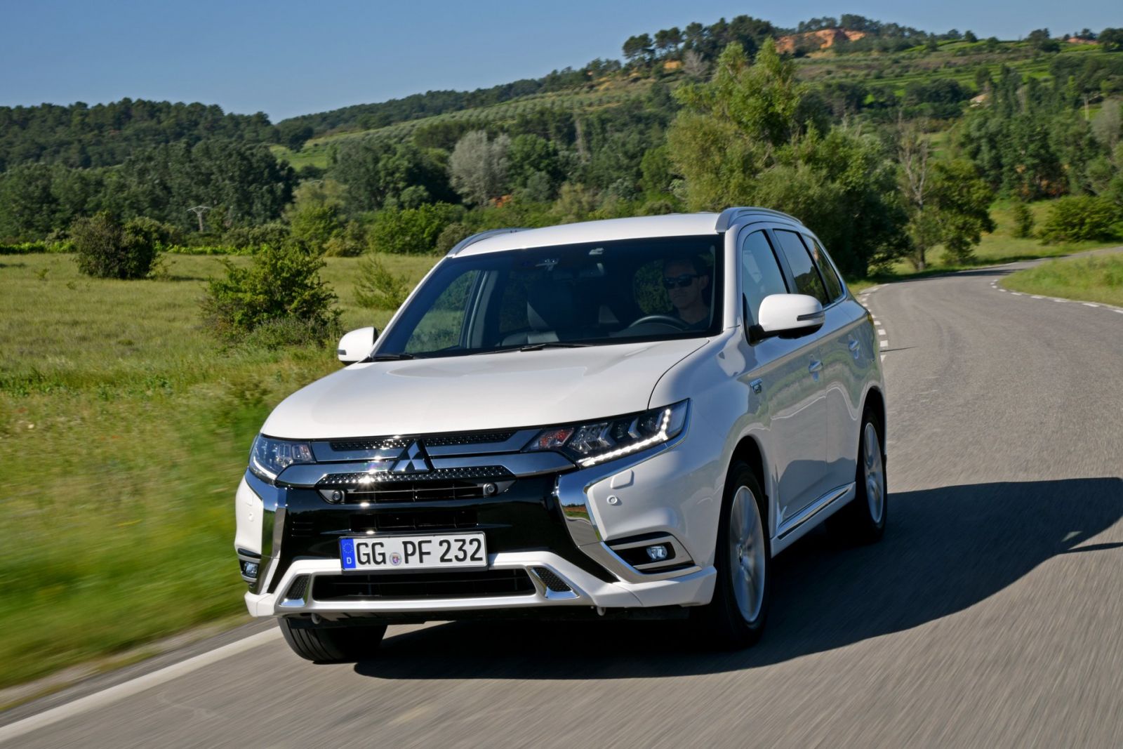 Nissan 2024 outlander phev